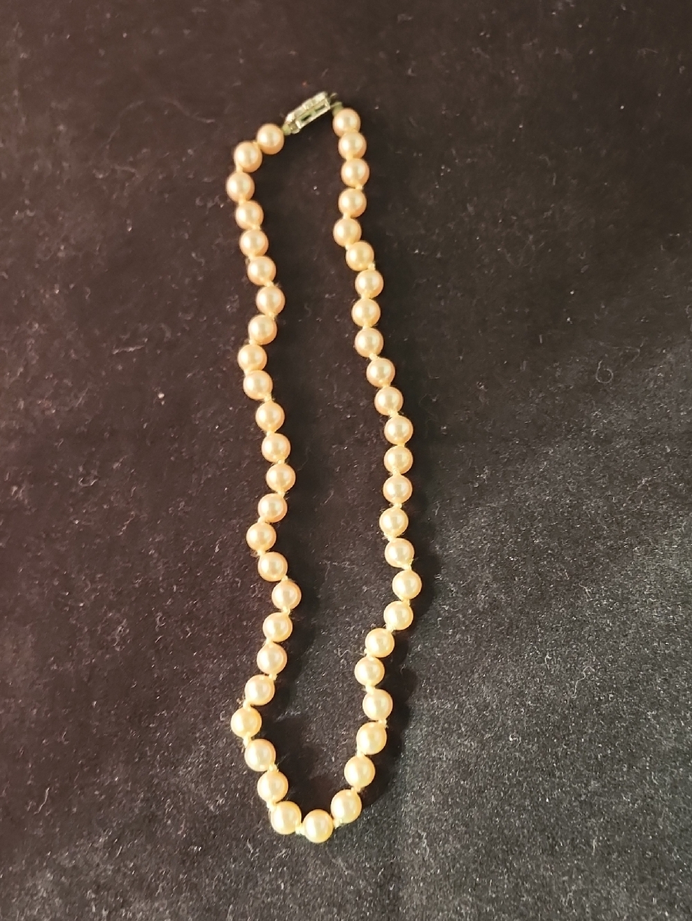 Classic Cream Pearl Necklace - Elegant Womens Jewelry